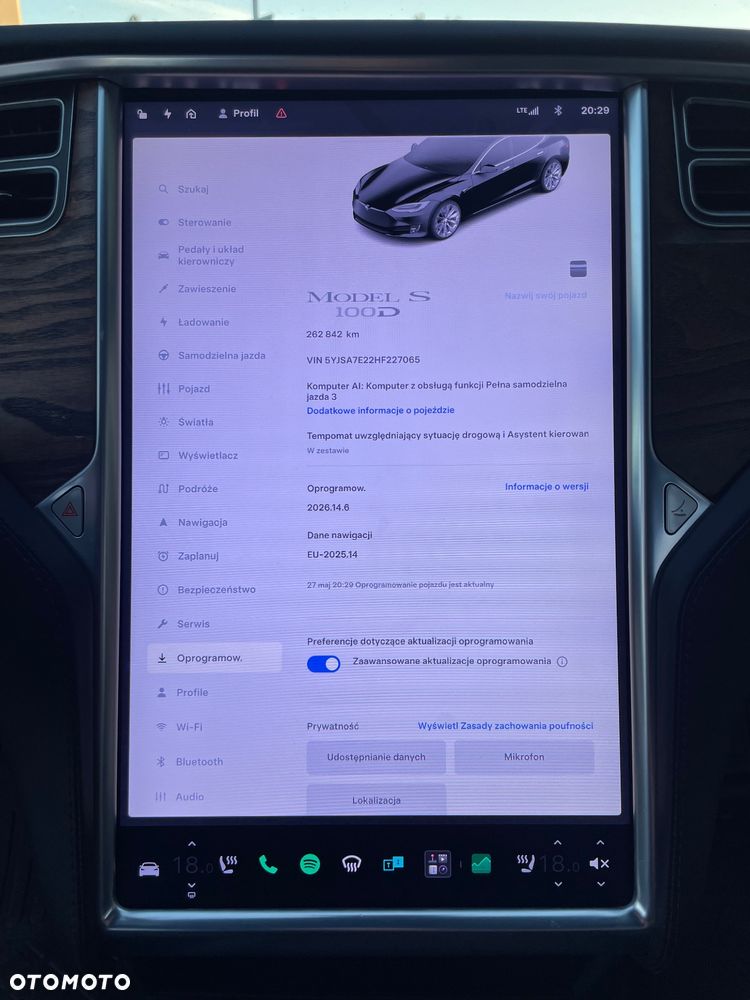 Tesla Model S - 27
