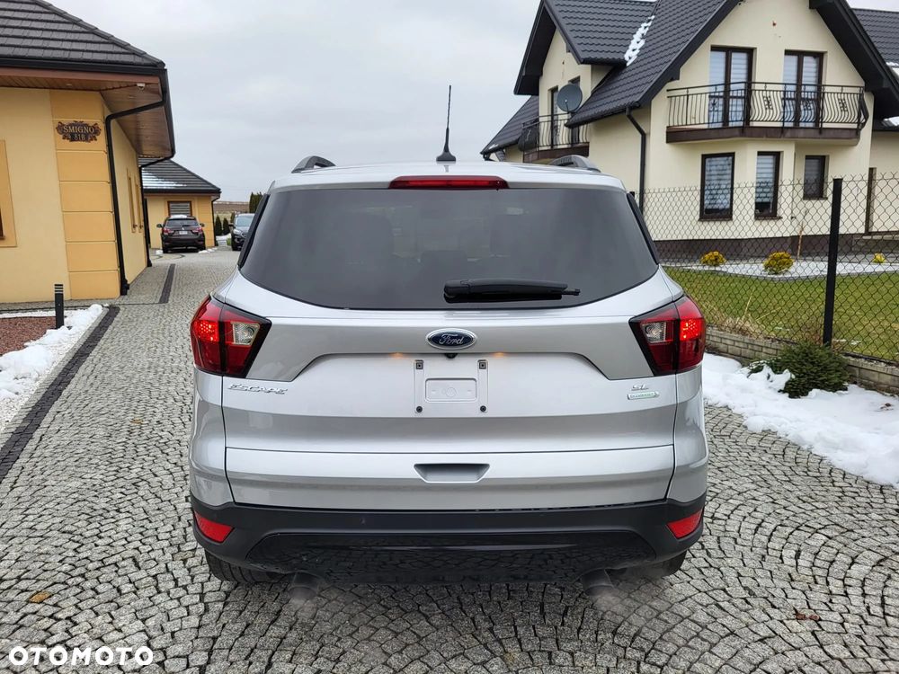 Ford Kuga - 6