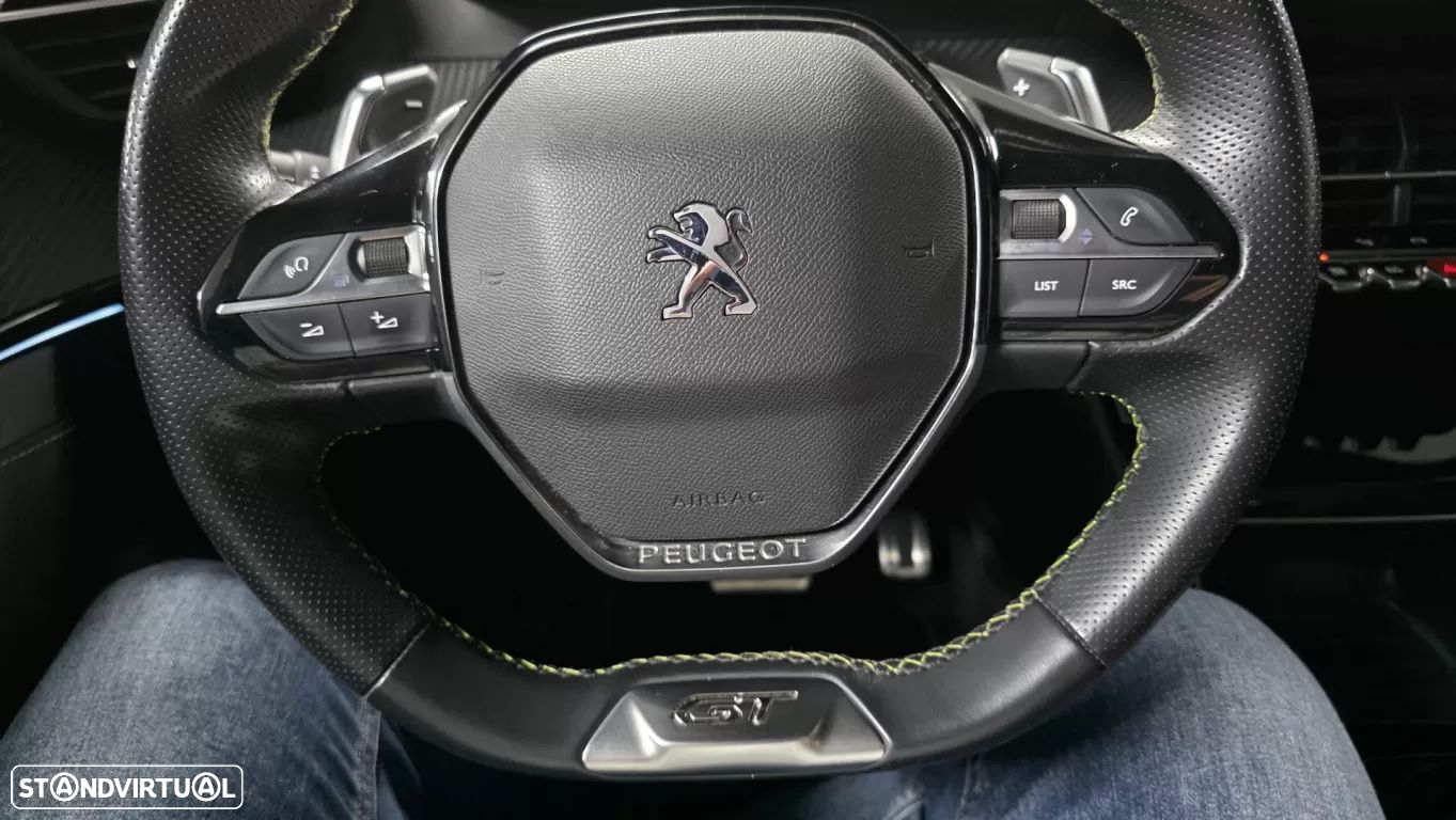 Peugeot 2008 1.2 PureTech GT Line EAT8 - 29