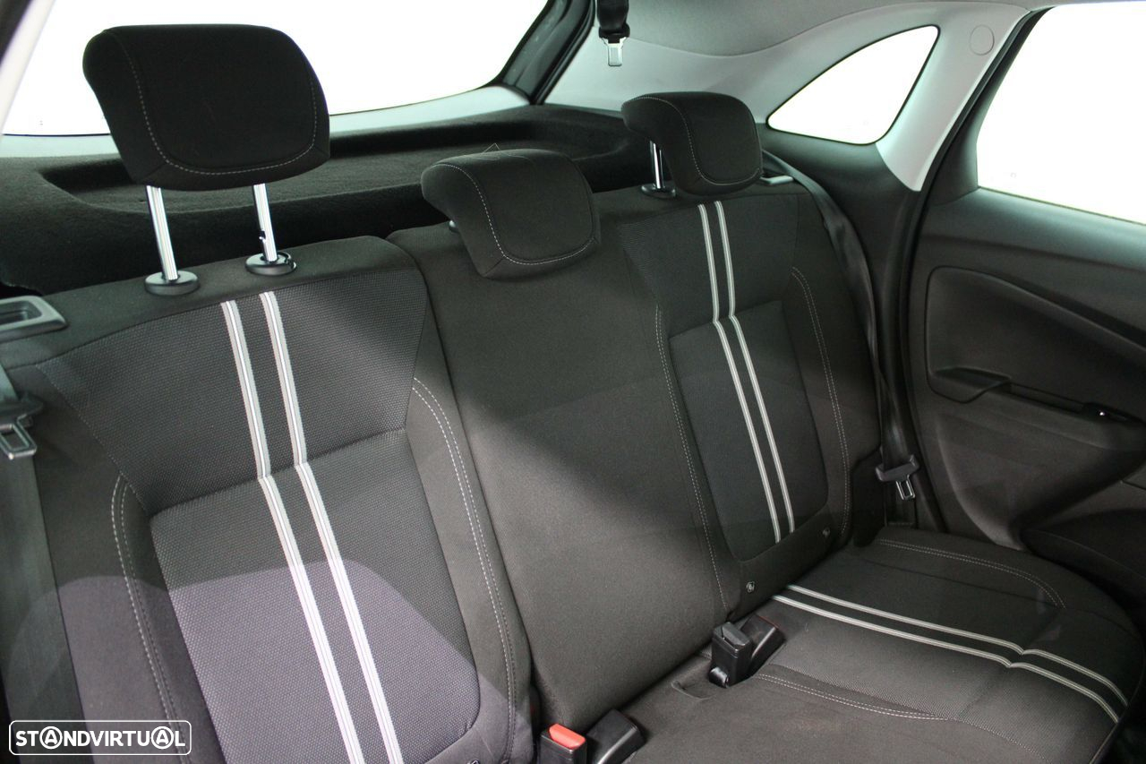 Opel Crossland X - 18