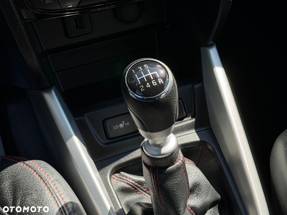 Suzuki Vitara 1.4 Boosterjet Premium 4WD - 28