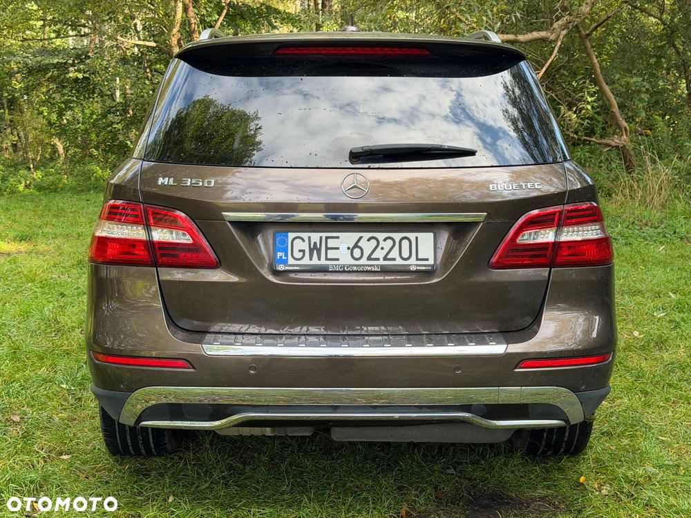 Mercedes-Benz ML 350 BlueTec 4-Matic - 4