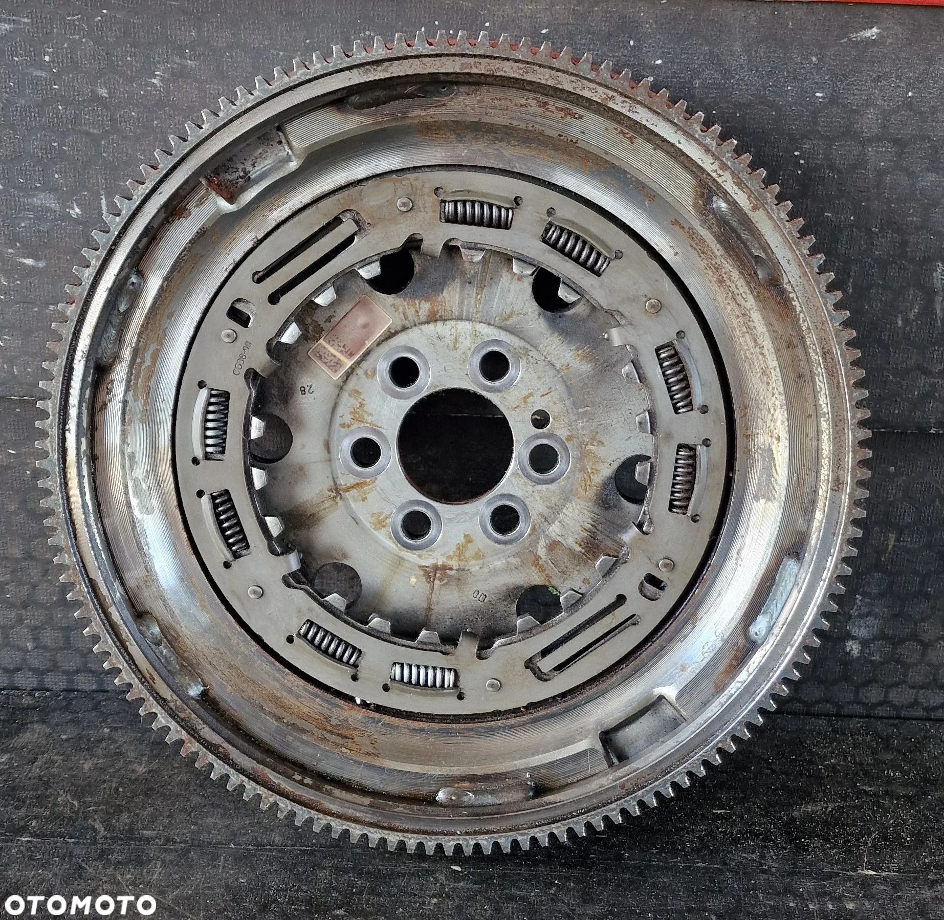 KOŁO DWUMASOWE SPRZĘGŁO 04E105266K SKODA SCALA 1.5 TSI DSG - 1