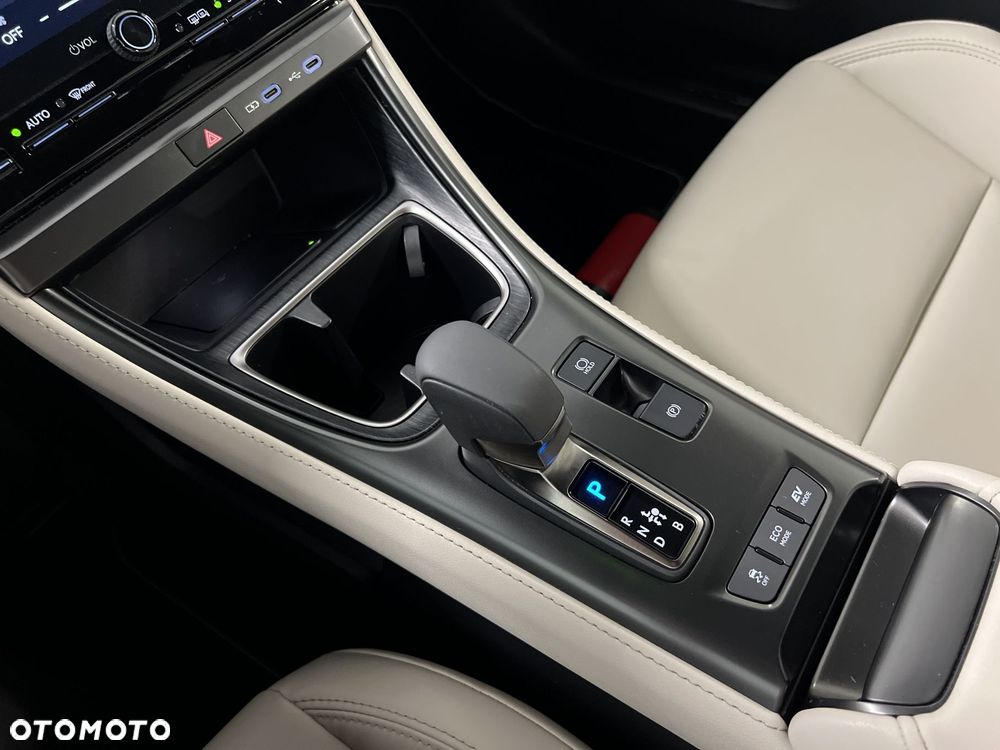 Lexus LBX 1.5 Hybrid Elegant - 25