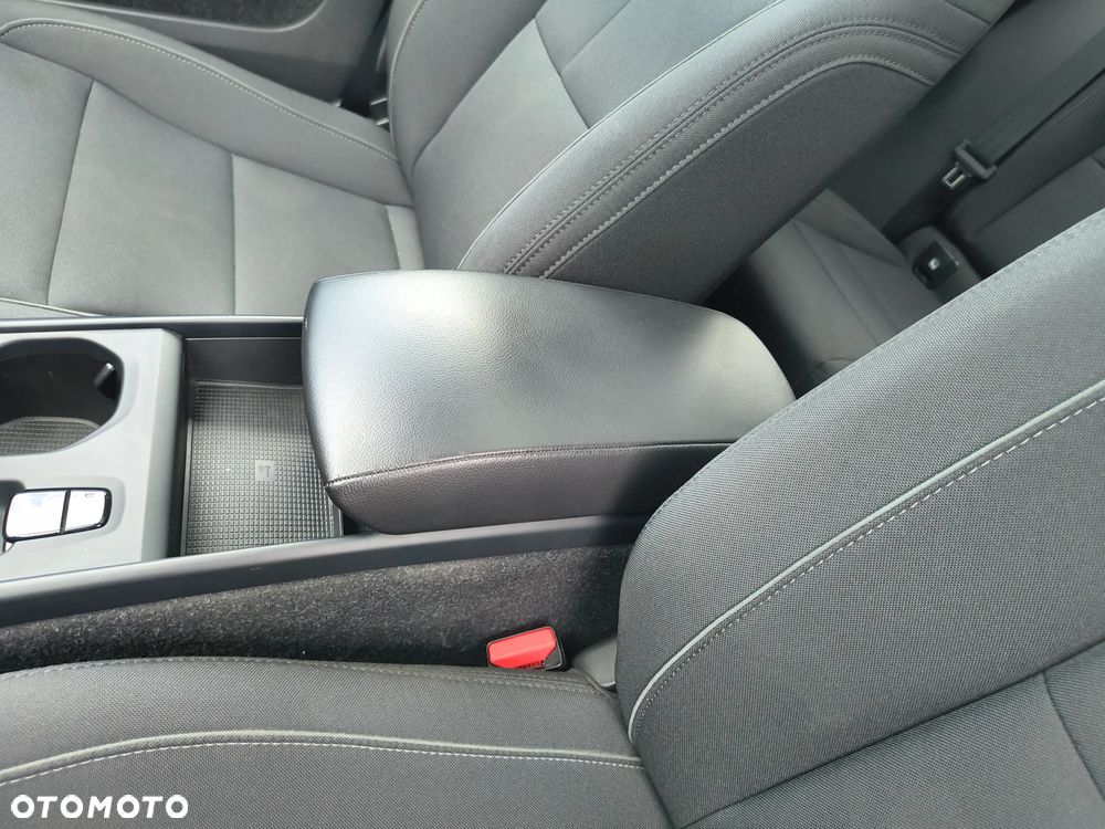 Volvo XC 40 - 32