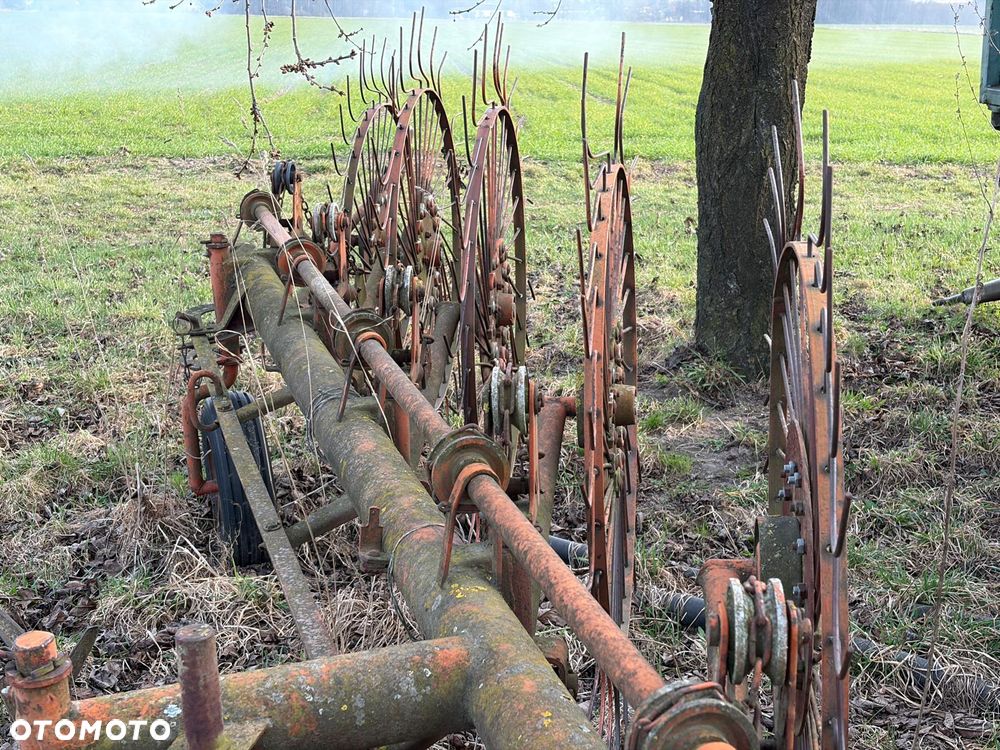 Przyczepka rolnicza dwukółka przyczepa jednoosiowa Transporter do obornika/ Taśmociąg / Podajnik Grabarka 5 gwiazd do siana Meprozet Orzys - 23