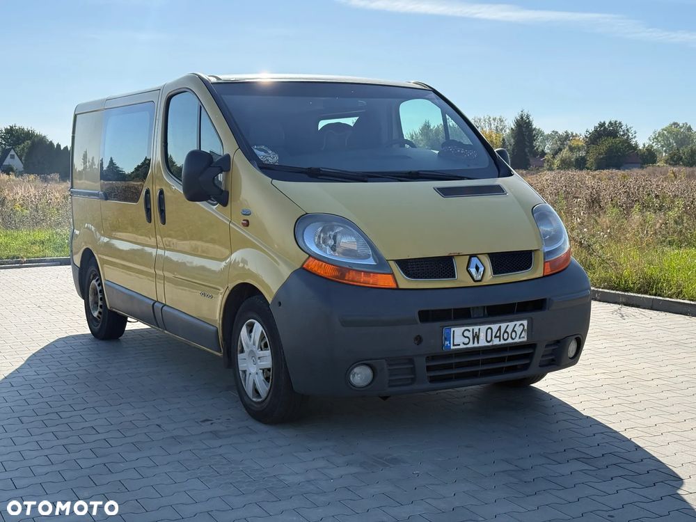 Renault Trafic 2003 photo 3