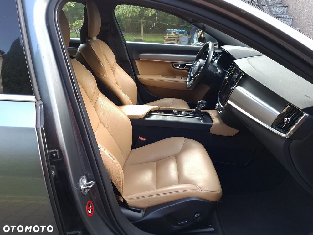 Volvo S90 D4 Momentum - 9