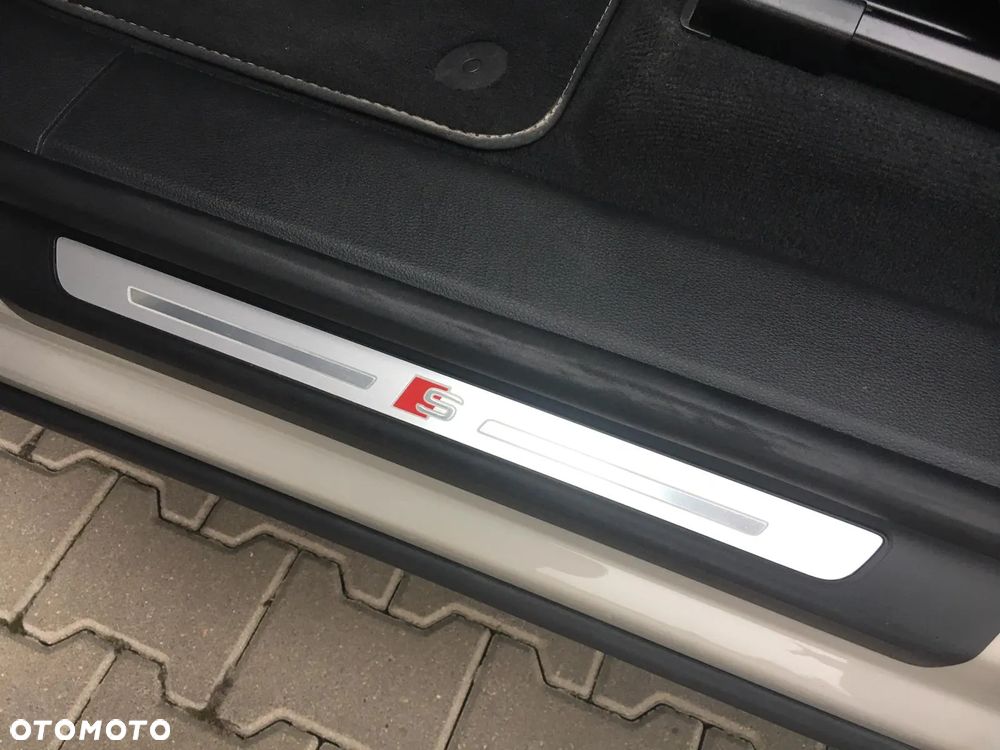 Audi SQ8 TFSI Quattro Tiptronic - 17