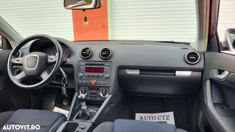 Audi A3 1.9 TDI Sportback Ambiente - 31