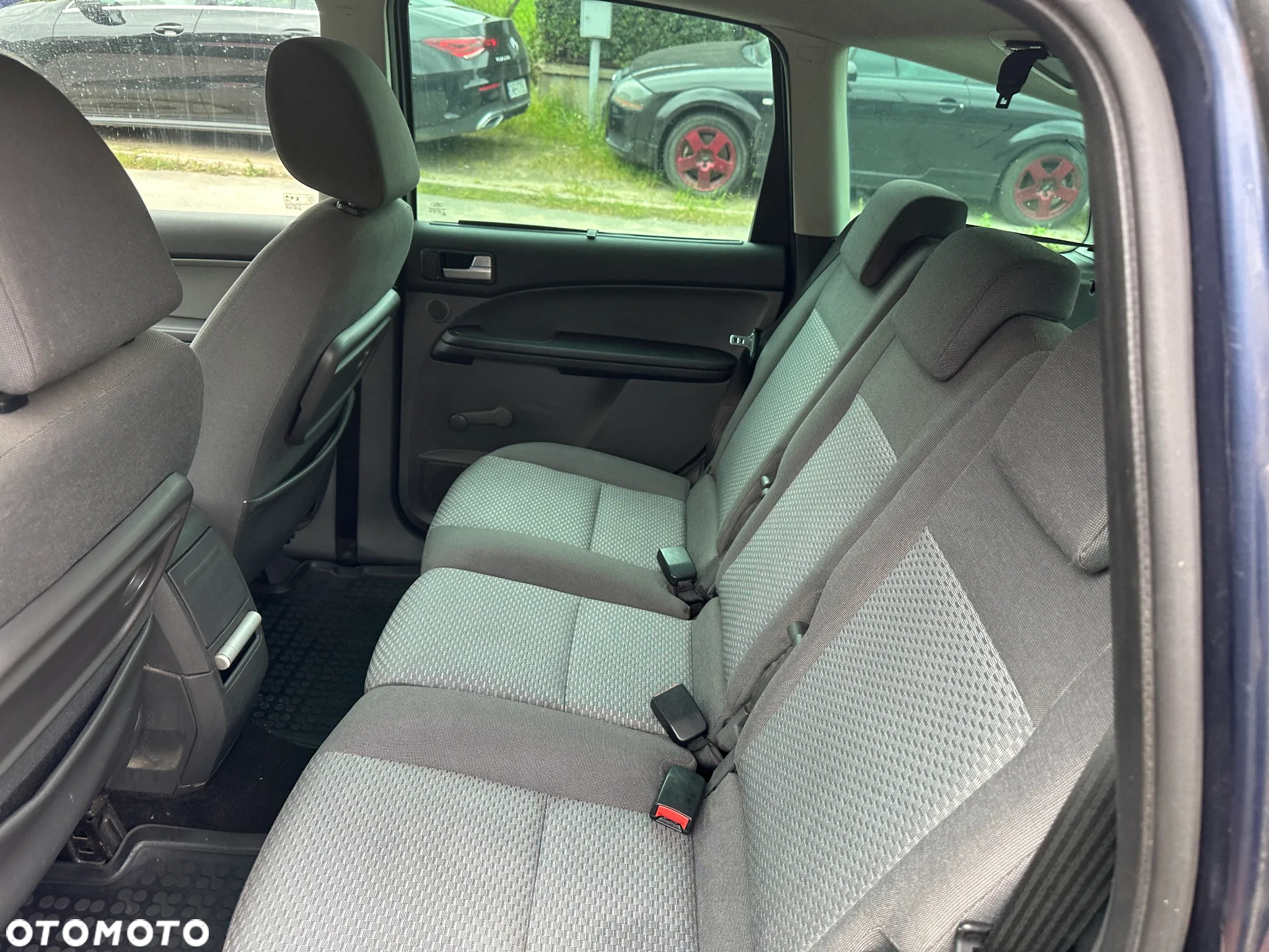 Ford C-MAX 1.6 TDCi Ghia - 9