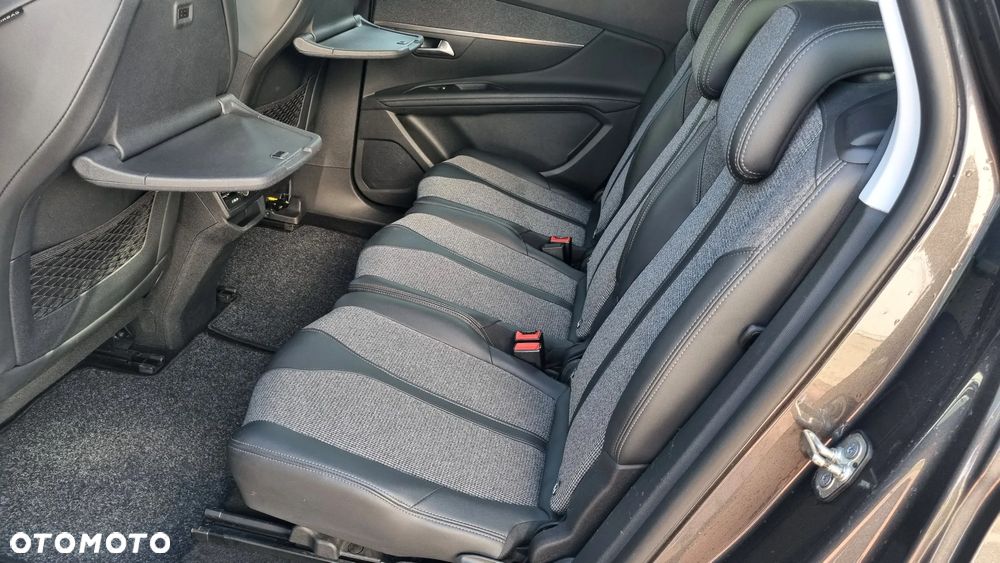 Peugeot 5008 BlueHDi 180 EAT8 Allure Pack - 16