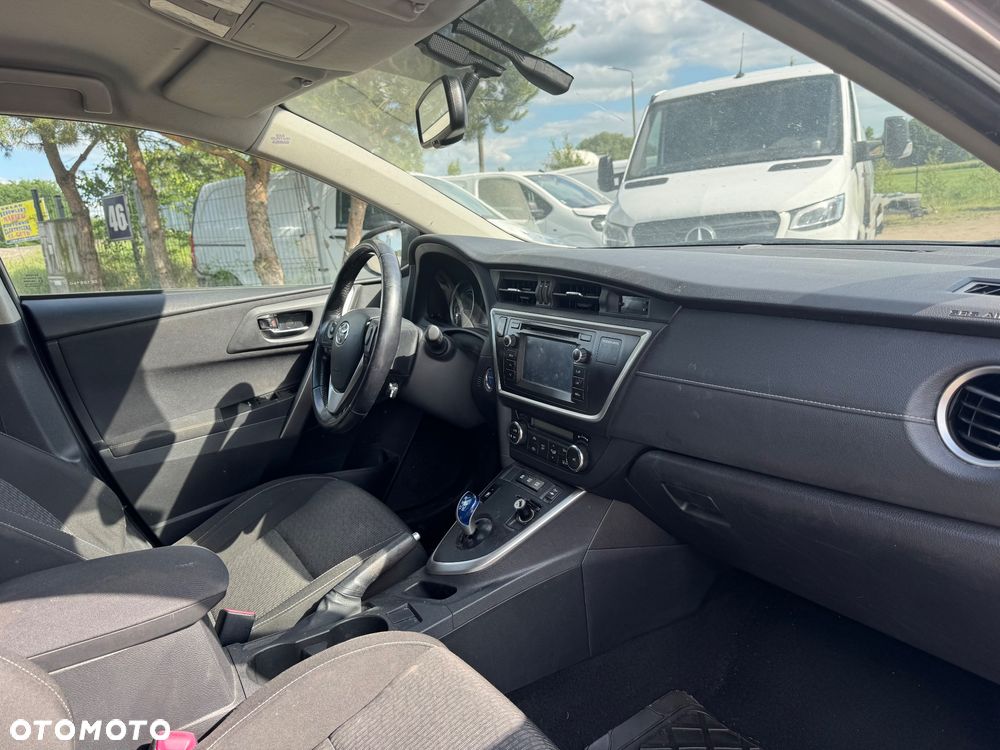 Toyota Auris Hybrid 135 Comfort - 5