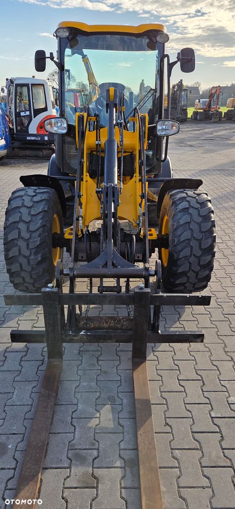 JCB 406 2011 rok łyżka widły z Niemiec Super Stan! - 8