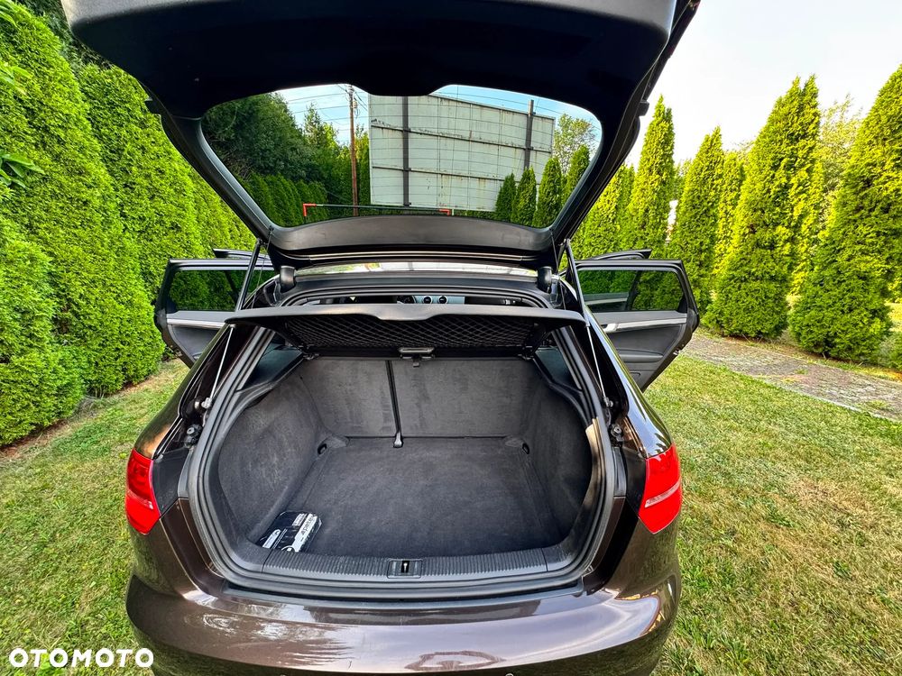 Audi A3 Sportback 2.0 TDI DPF S line Sportpaket - 24