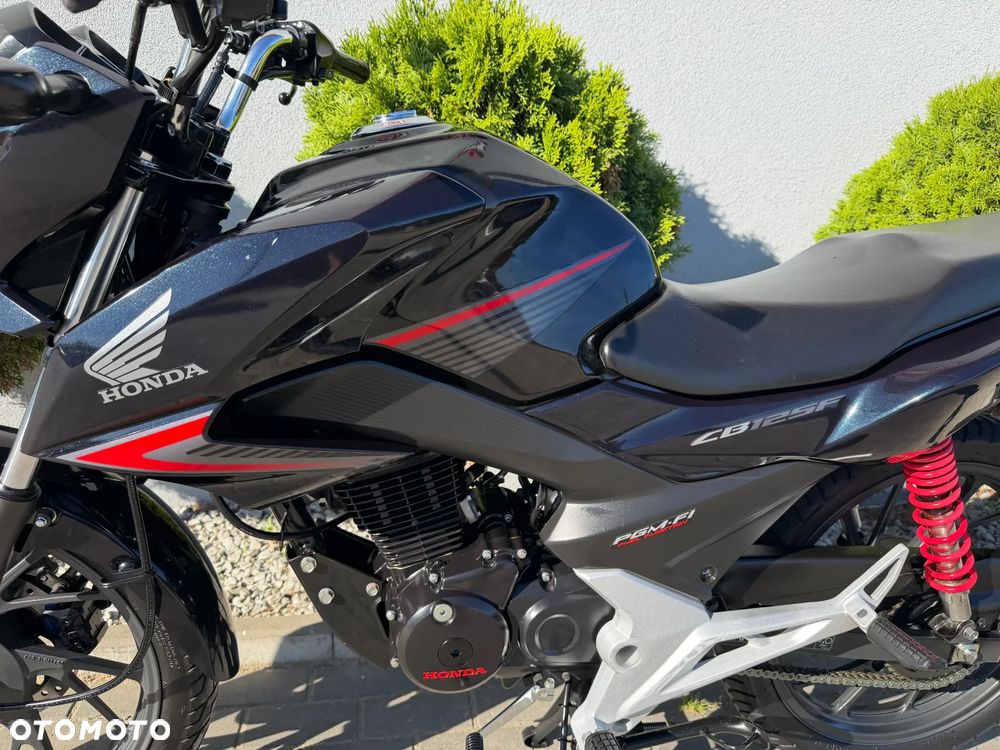 Honda CBF - 37