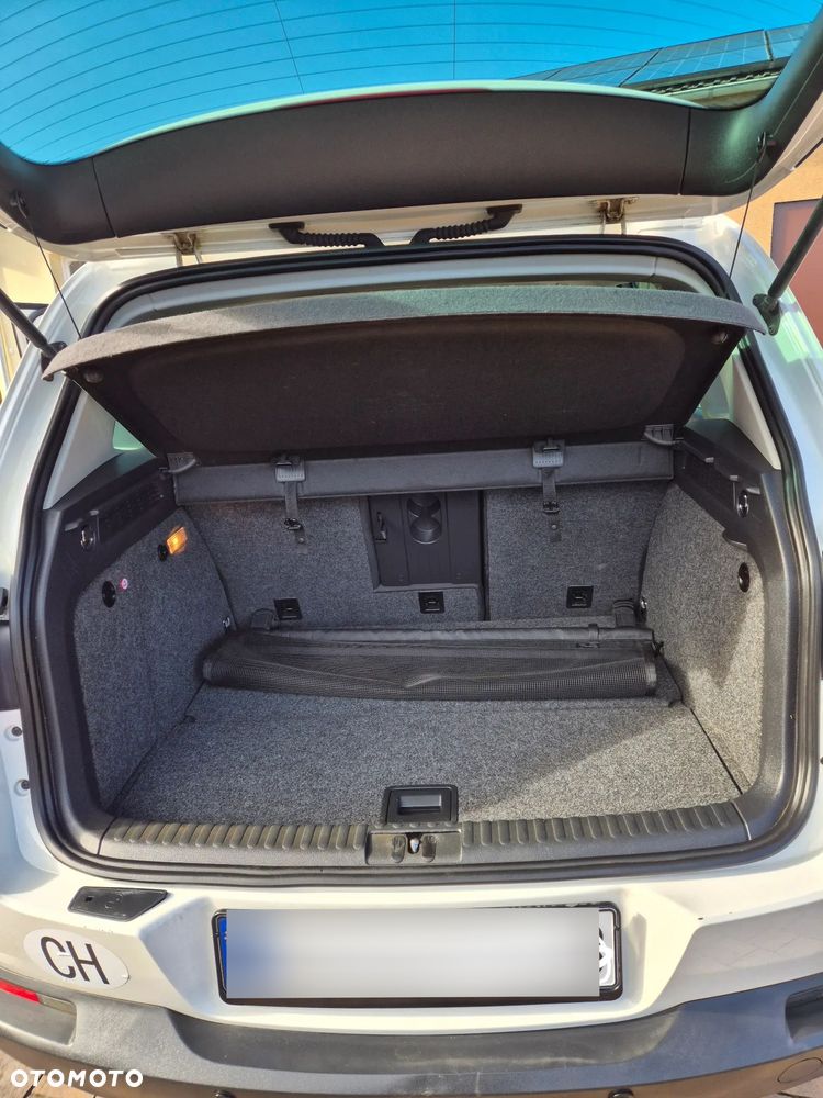 Volkswagen Tiguan - 8