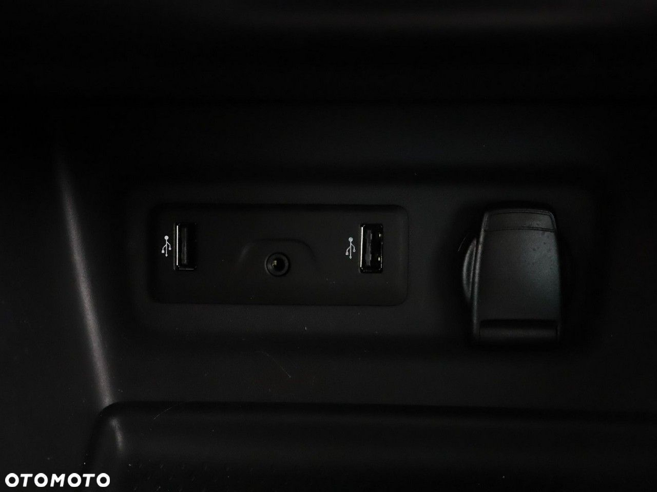 Renault Megane Grandtour BLUE dCi 115 EDC LIMITED - 28