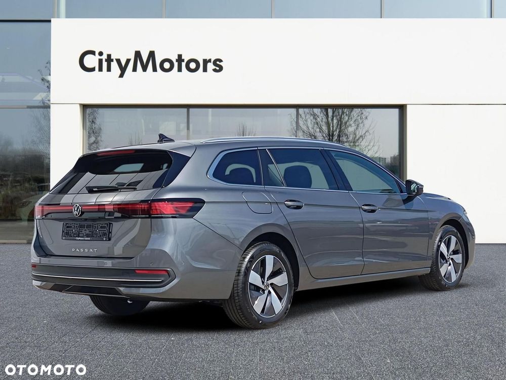 Volkswagen Passat - 3