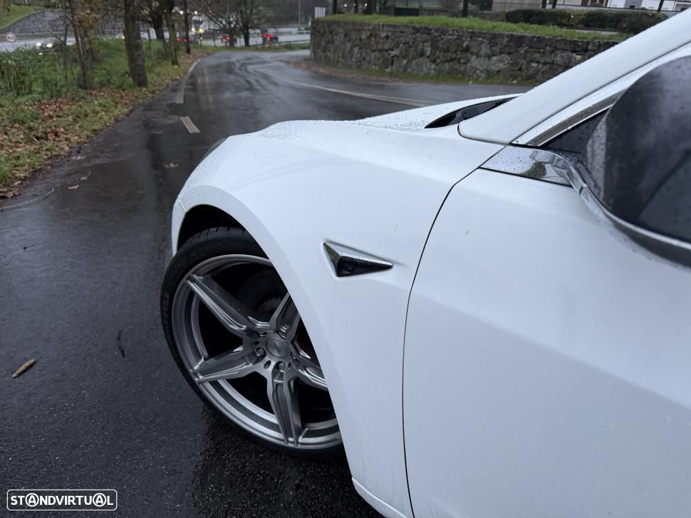 Tesla Model 3 Performance Dual Motor AWD - 16