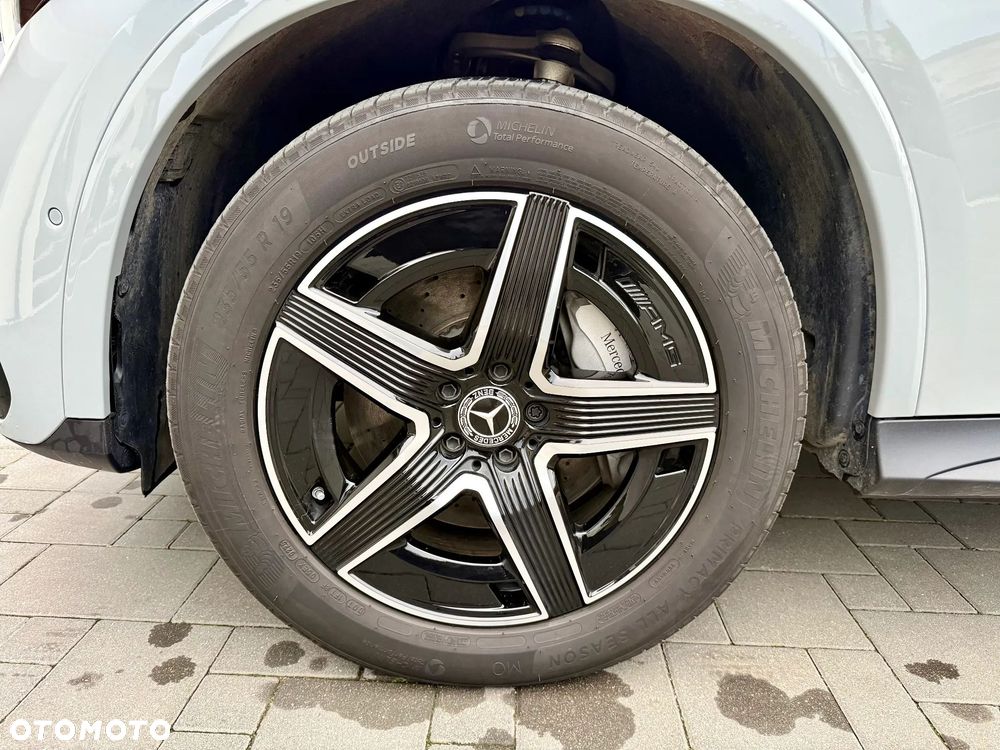 Mercedes-Benz GLC - 13