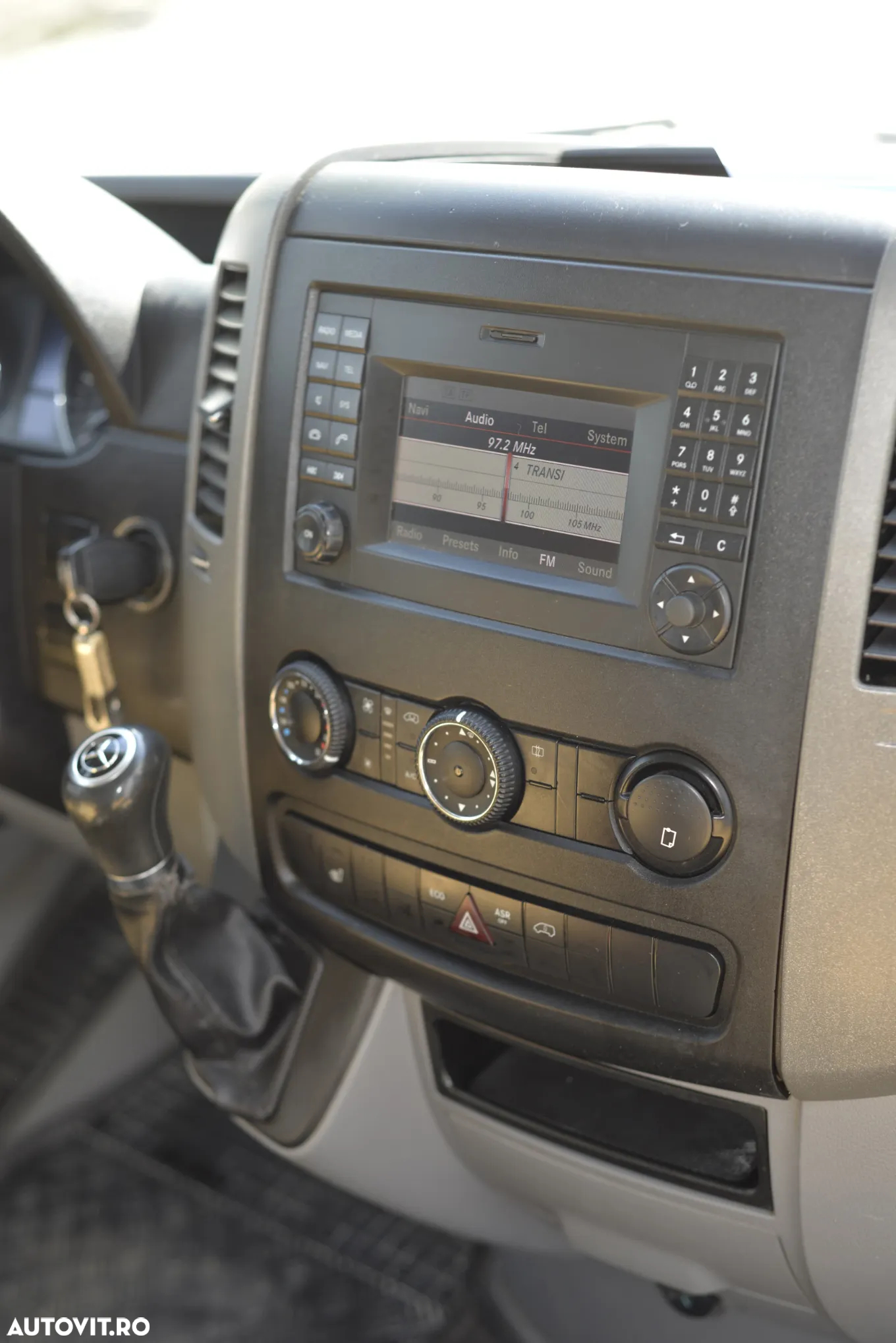 Mercedes-Benz Sprinter - 17
