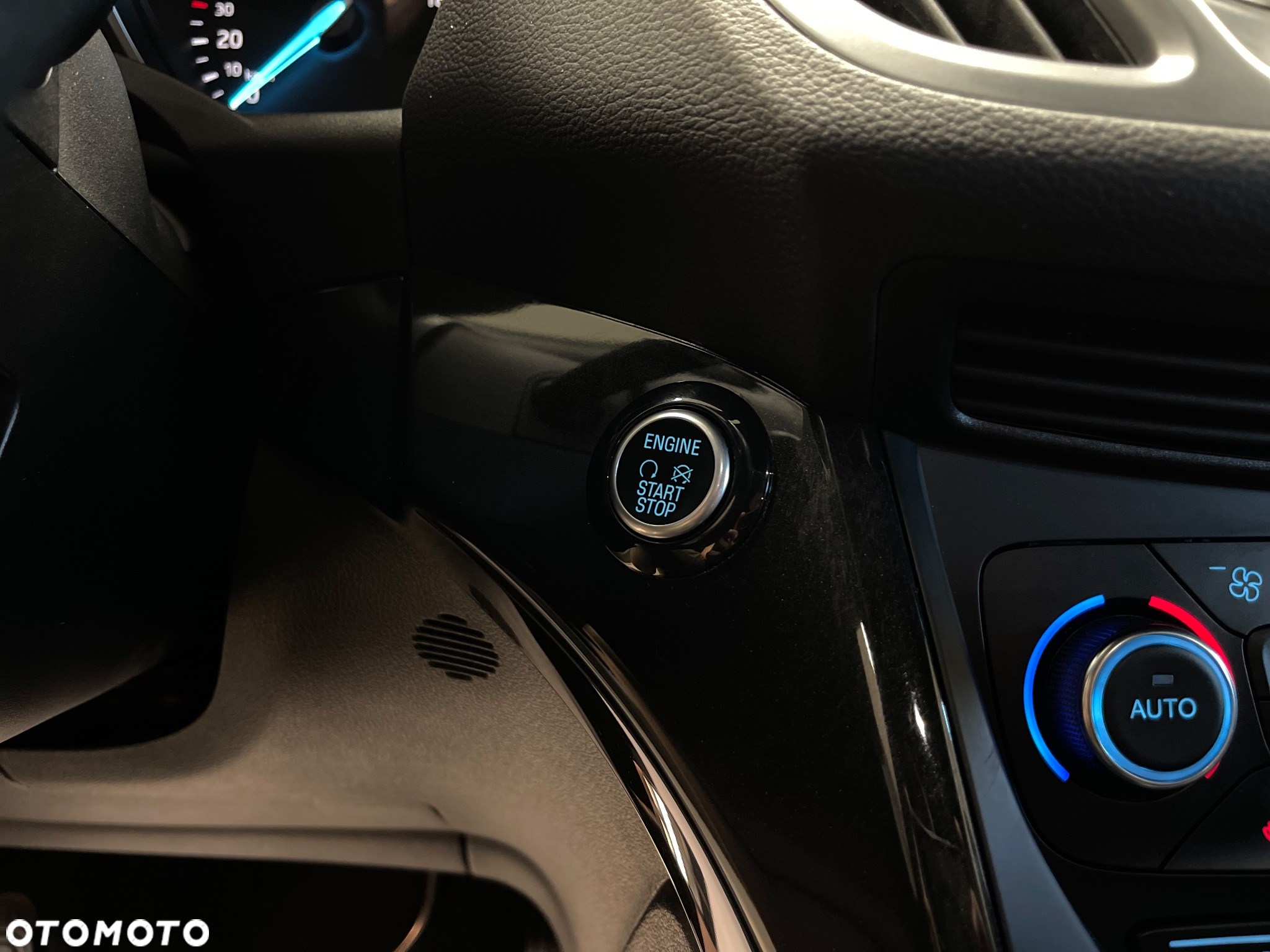 Ford Kuga 1.5 EcoBoost FWD ST-Line ASS GPF - 25
