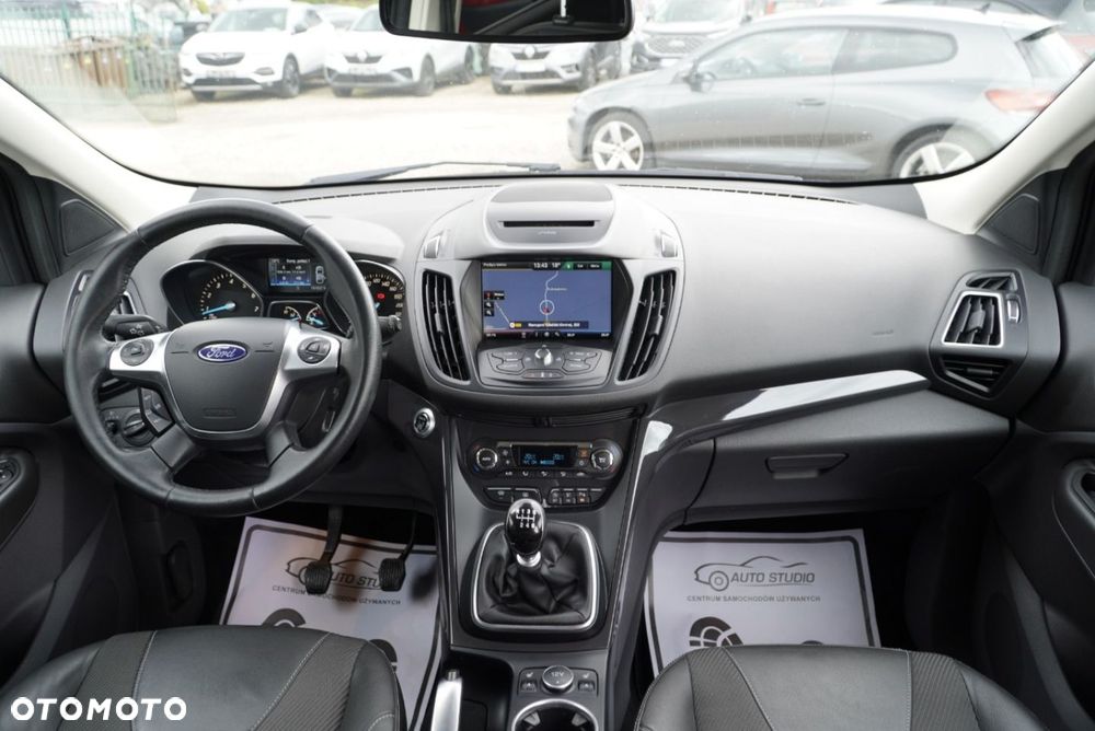 Ford Kuga 1.5 EcoBoost 2x4 Titanium - 5