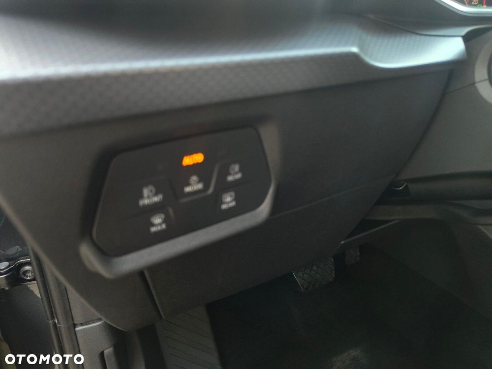 Seat Leon 2.0 TDI Style DSG - 15