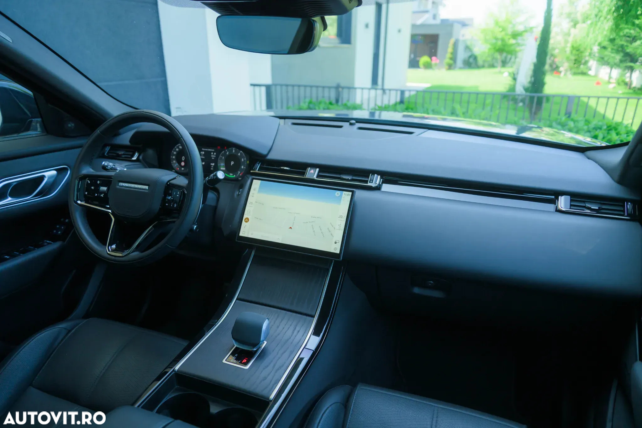 Land Rover Range Rover Velar R-Dynamic 2.0 P400e PHEV HSE - 25