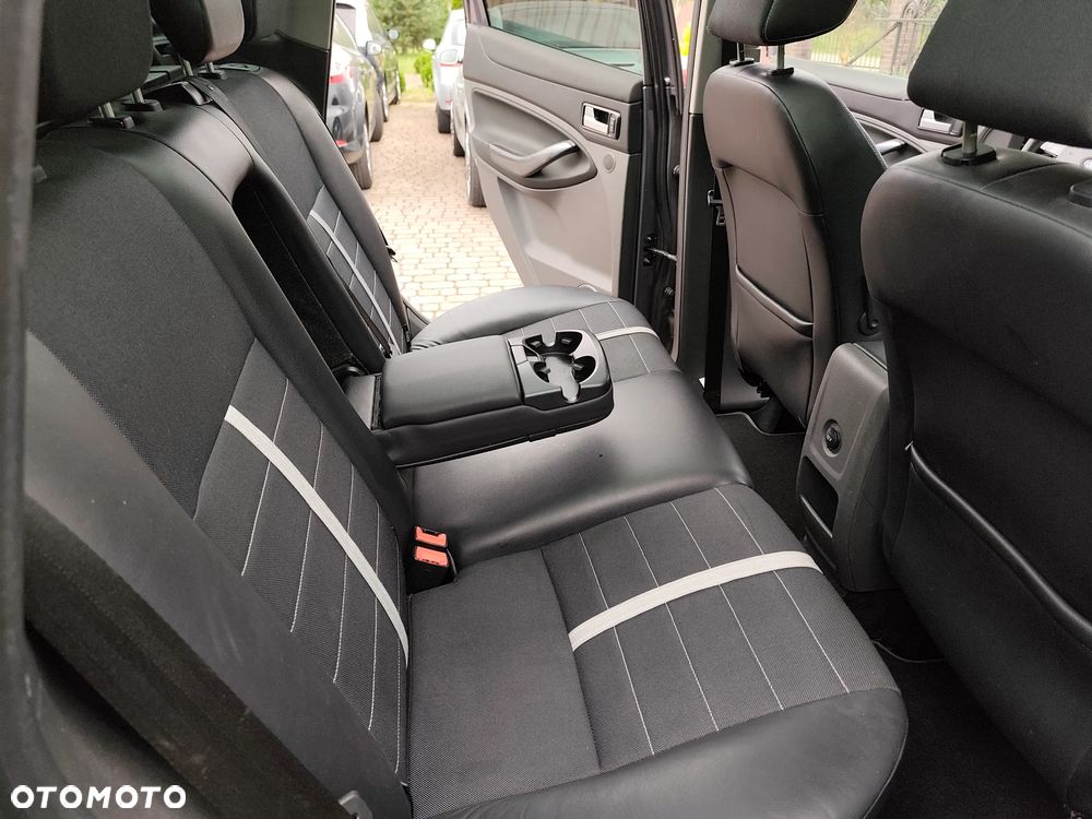 Ford Kuga 2.0 TDCi 4WD Titanium - 15