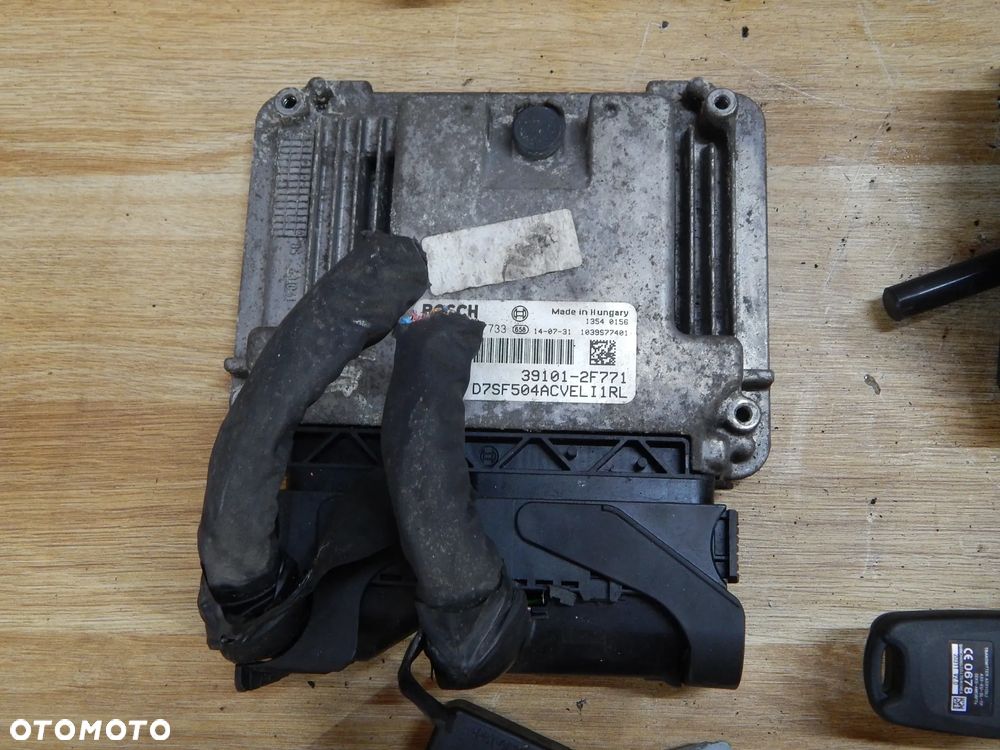 Zestaw startowy sterownik stacyjka 2.0 CRDI Kia Sportage III Hyundai 10-17 Łuków części - 3