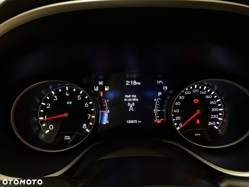 Jeep Compass - 24
