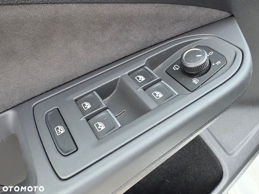 Volkswagen Golf - 20