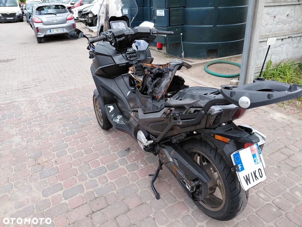 Kymco CV3 - 5
