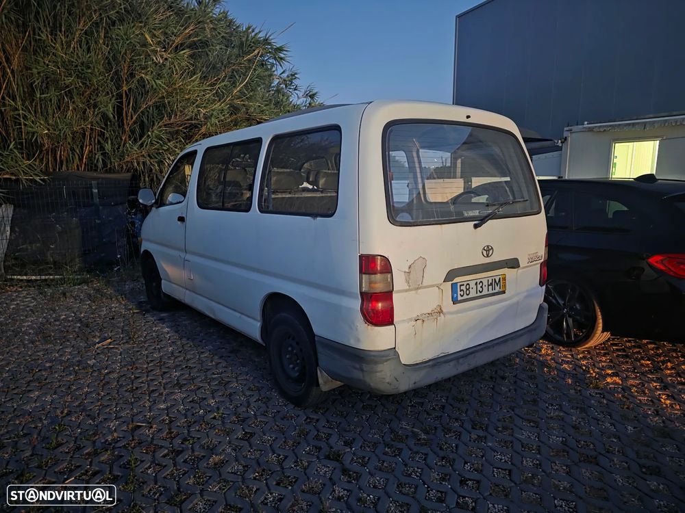 Toyota HiAce 2.4 D LH102L 4 Vidros - 3