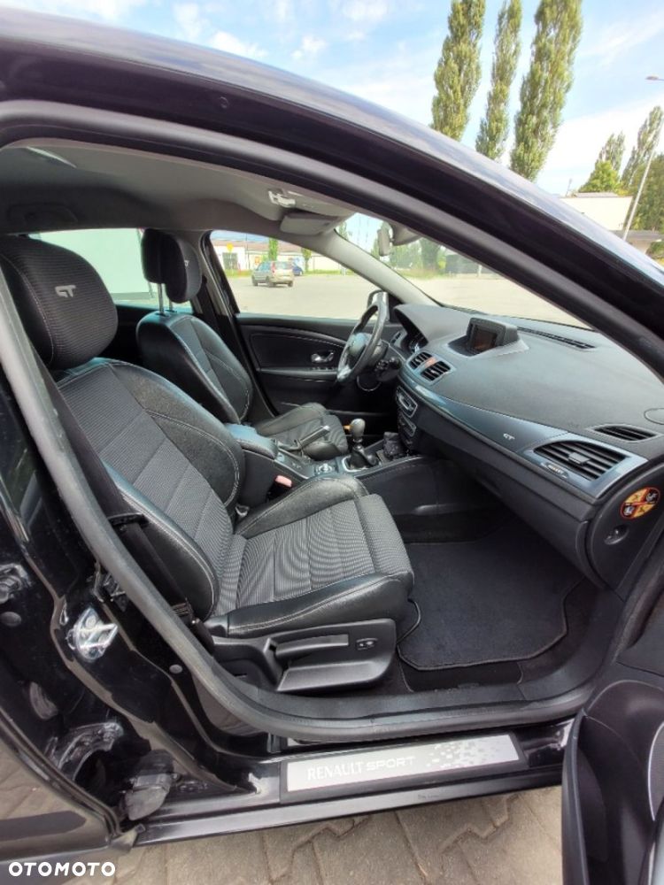 Renault Megane TCe 180 GT - 19