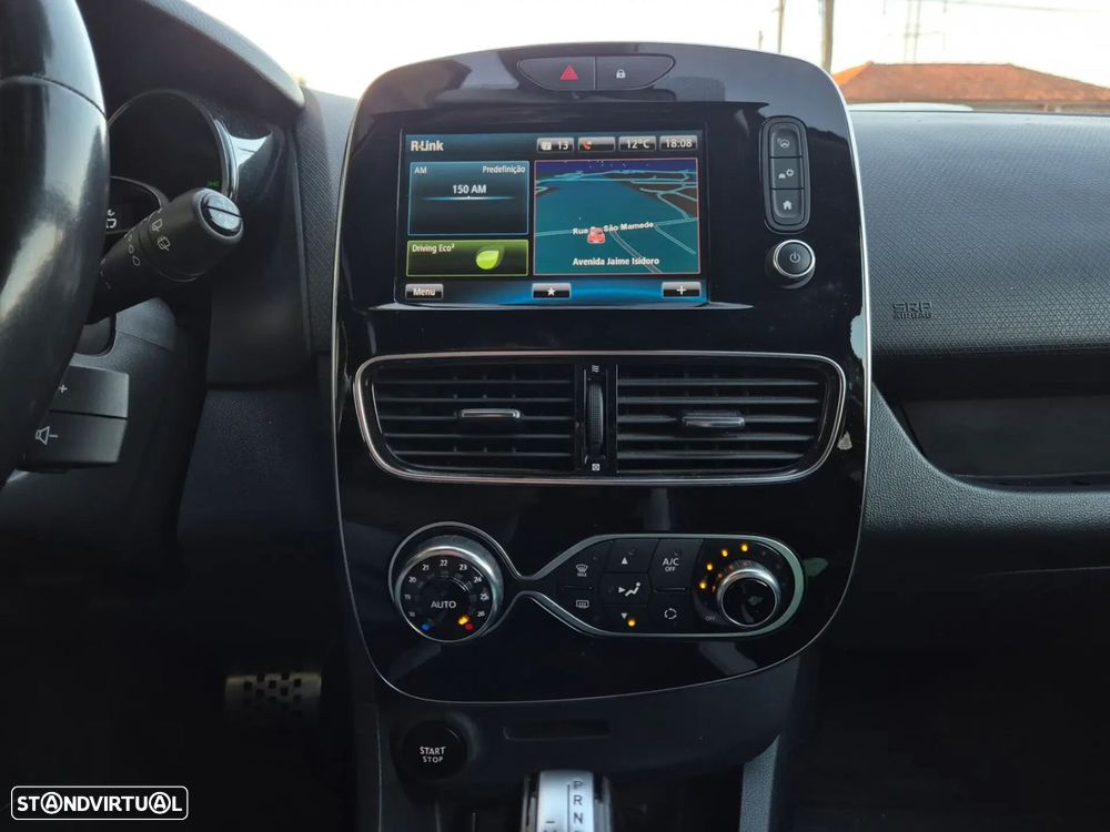 Renault Clio Sport Tourer - 22