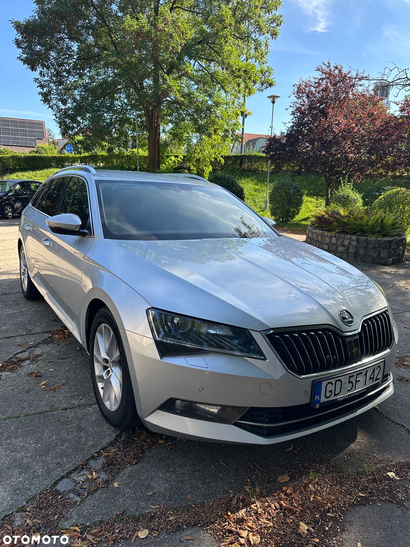 Skoda Superb 2.0 TDI Ambition DSG - 1