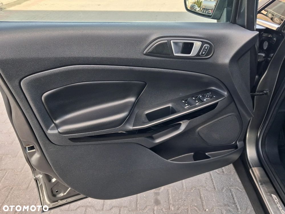 Ford EcoSport 1.0 EcoBoost TITANIUM - 24