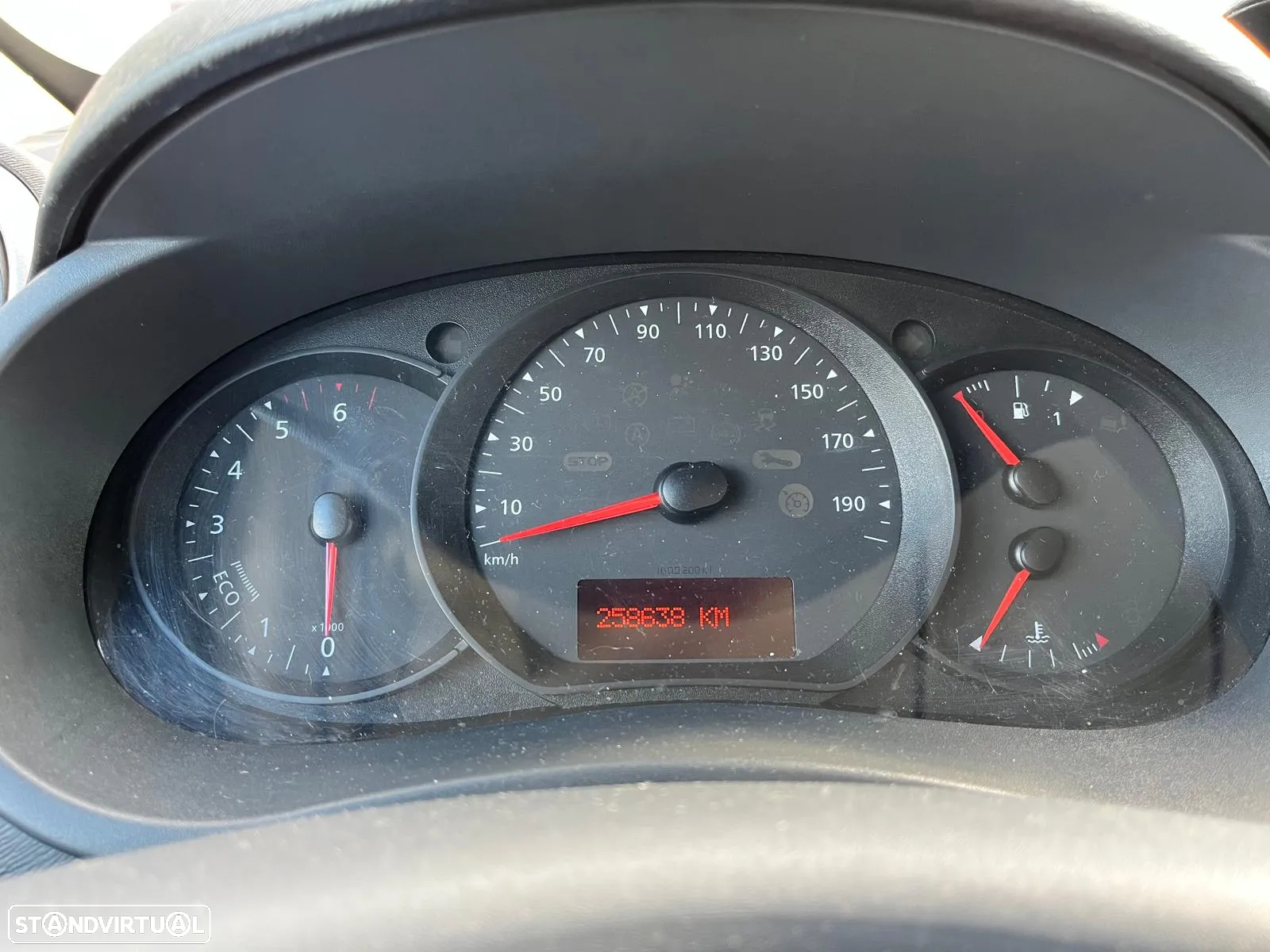 Renault Kangoo 1.5 DCI - 10