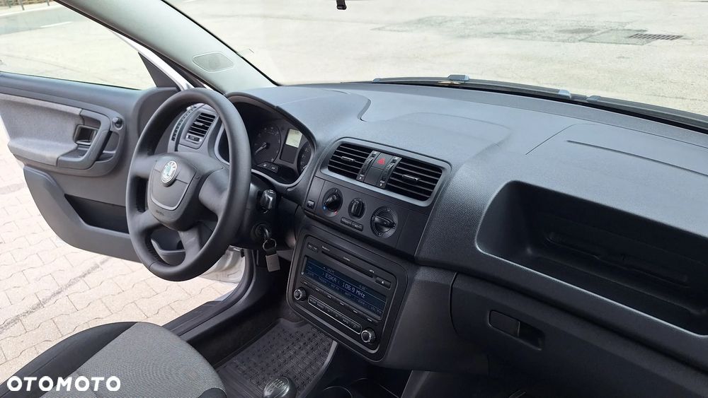 Skoda Fabia - 8