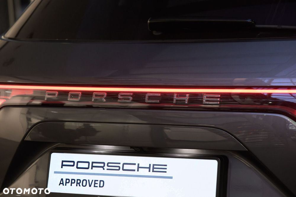 Porsche Cayenne - 23