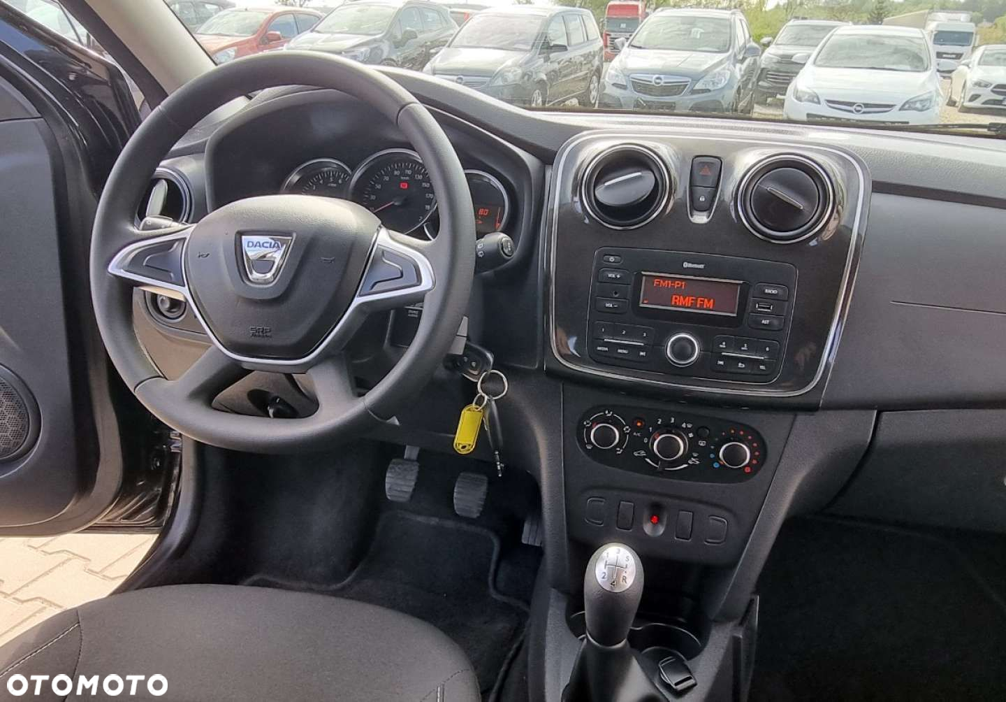 Dacia Sandero - 30