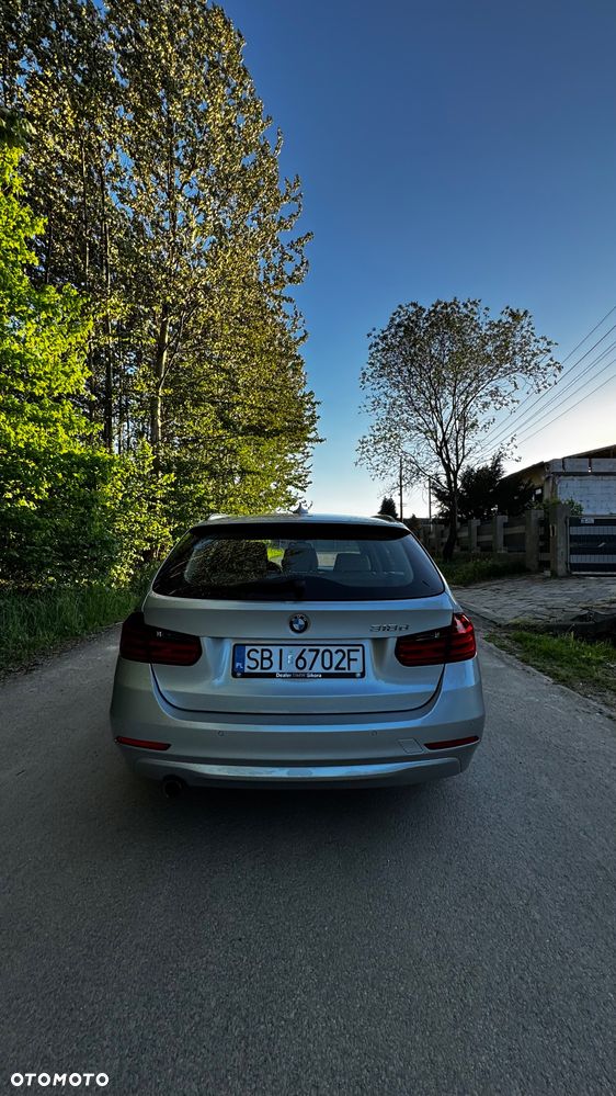 BMW Seria 3 318d DPF Edition Lifestyle - 10