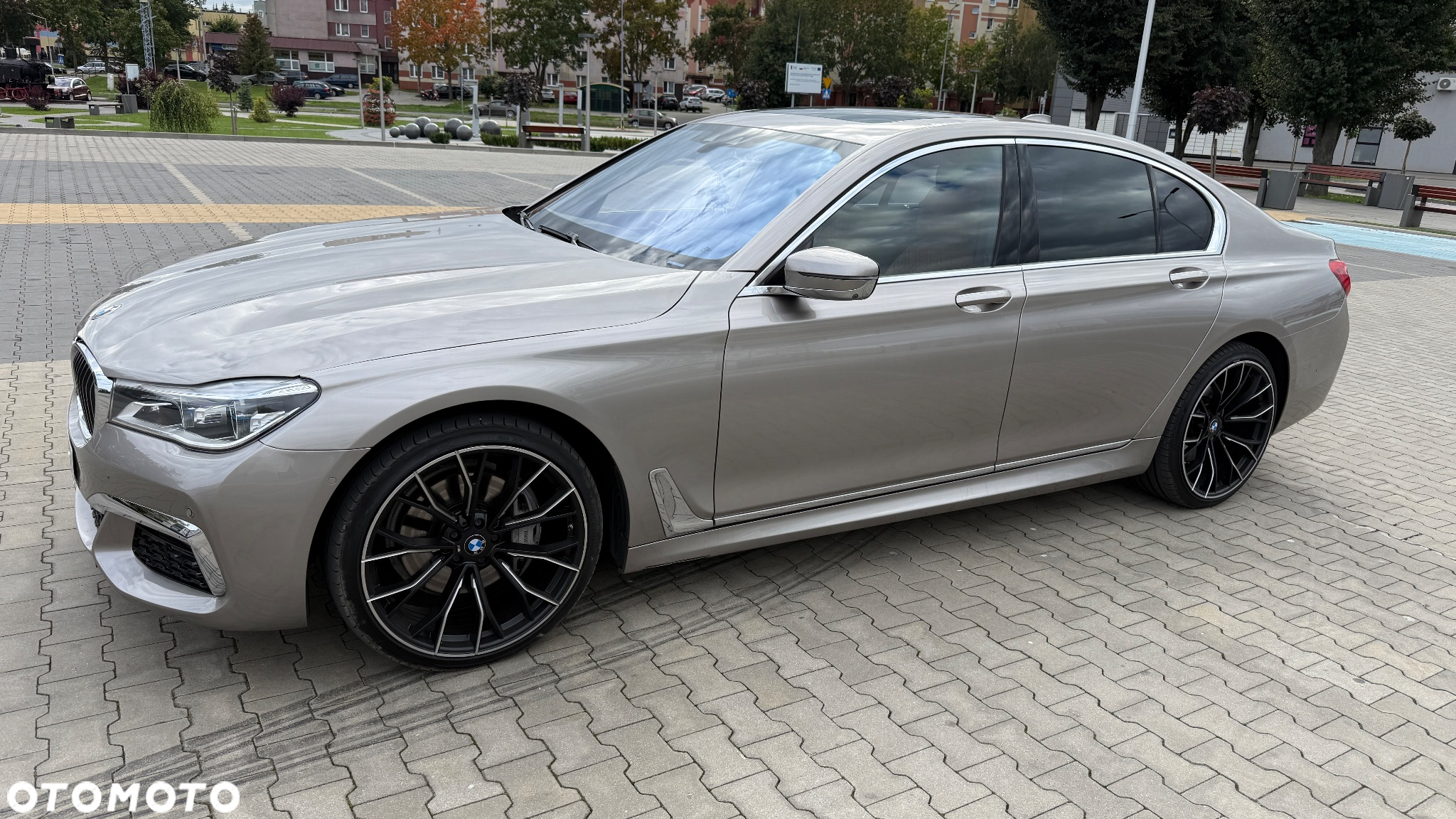 BMW Seria 7 730d xDrive - 9