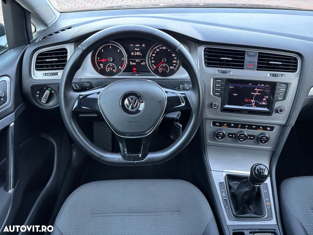 Volkswagen Golf 1.6 TDI BlueMotion Comfortline - 6