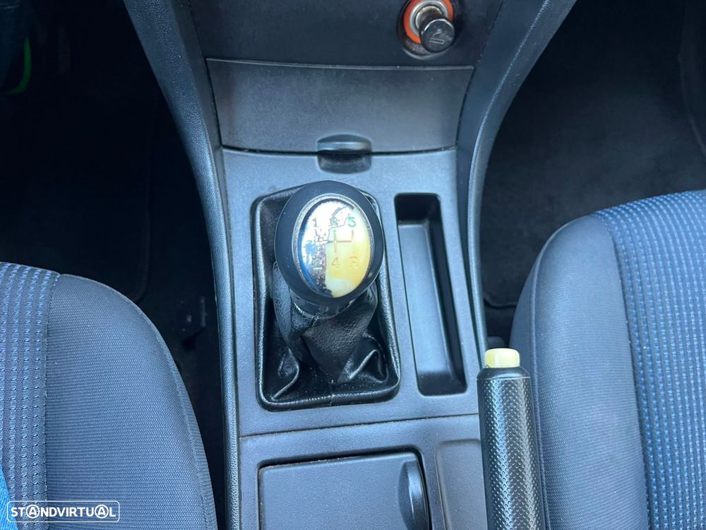 Mazda 3 Hatchback - 15