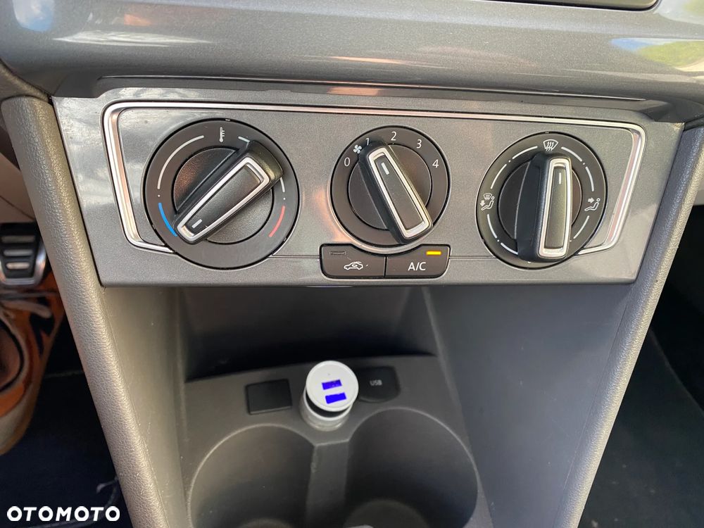 Volkswagen Polo 1.4 TDI (Blue Motion Technology) Comfortline - 17