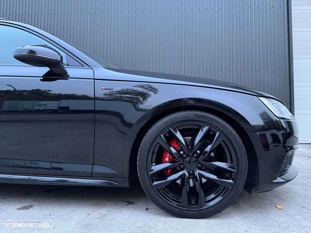 Audi A4 Avant 2.0 TDI quattro S-line S tronic - 11
